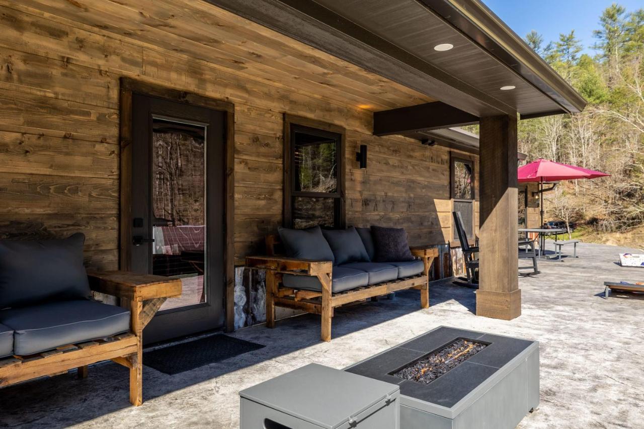 New Rustic Luxe Cabin Billiards Spa Near Gsmnp 타운센드 외부 사진