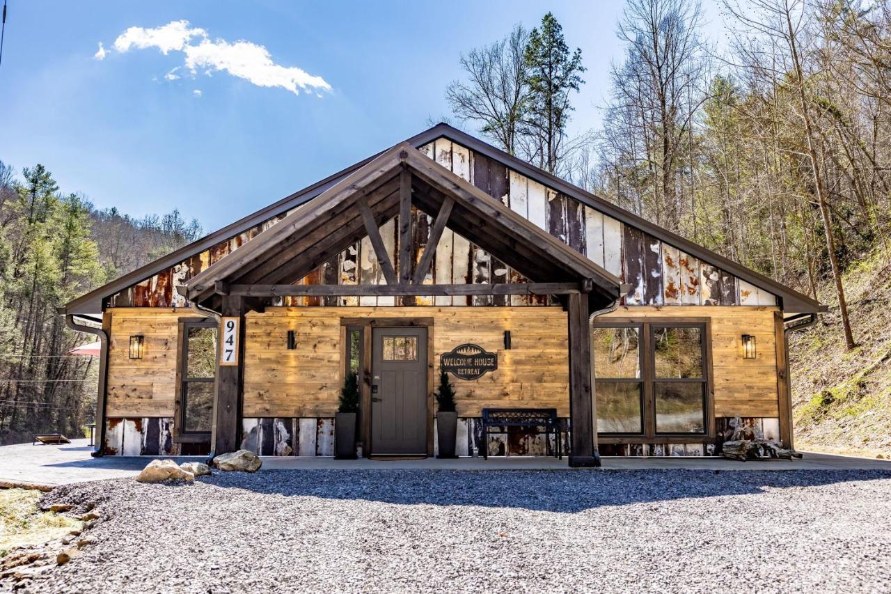 New Rustic Luxe Cabin Billiards Spa Near Gsmnp 타운센드 외부 사진